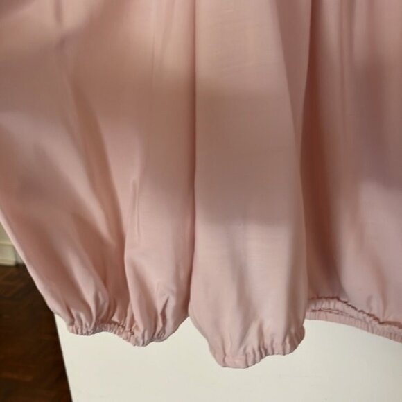 💗 H&M Women’s Light Pink Off-Shoulder Smocked Top | Size 12 - Picture 10 of 12